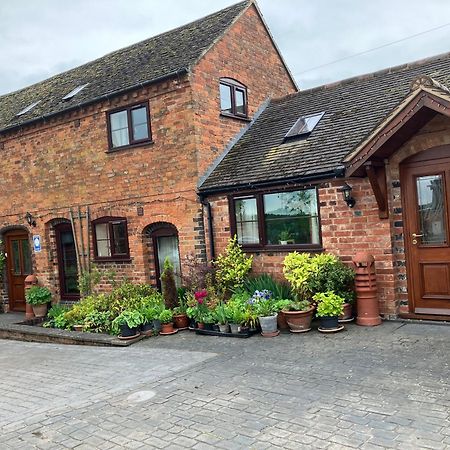 Bed and Breakfast Vale Farm Higham on The Hill Экстерьер фото