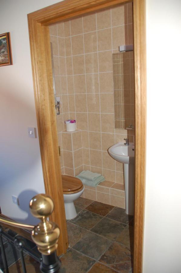 Bed and Breakfast Vale Farm Higham on The Hill Экстерьер фото